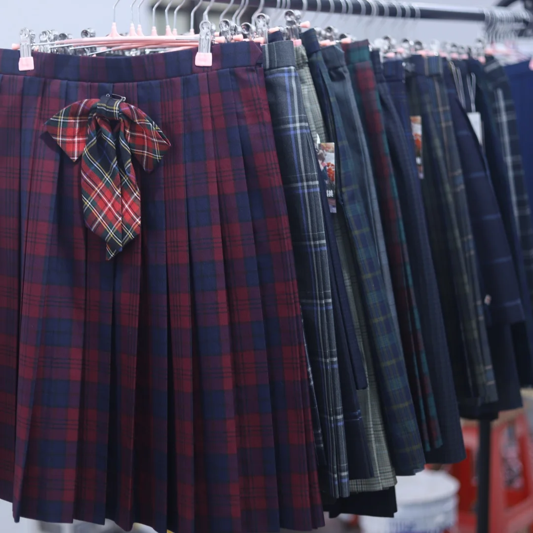Japanese Style Plaid Box Pleat Skirt School Uniform Short Skirt Student Versatile Checkered Skirt JK Uniform Skirt G102
Japanese Style Plaid Box Pleat Skirt School Uniform Short Skirt Student Versatile Checkered Skirt JK Uniform Skirt G102