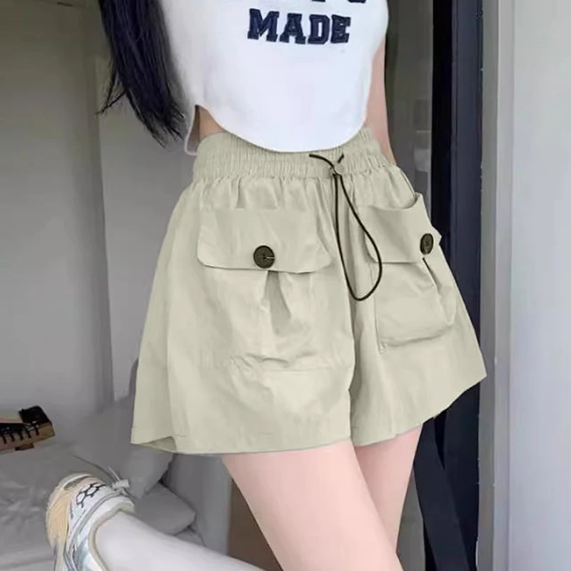 Fashion High Waist College Style Solid Color Large Pocket Casual Shorts For Women
Fashion High Waist College Style Solid Color Large Pocket Casual Shorts For Women