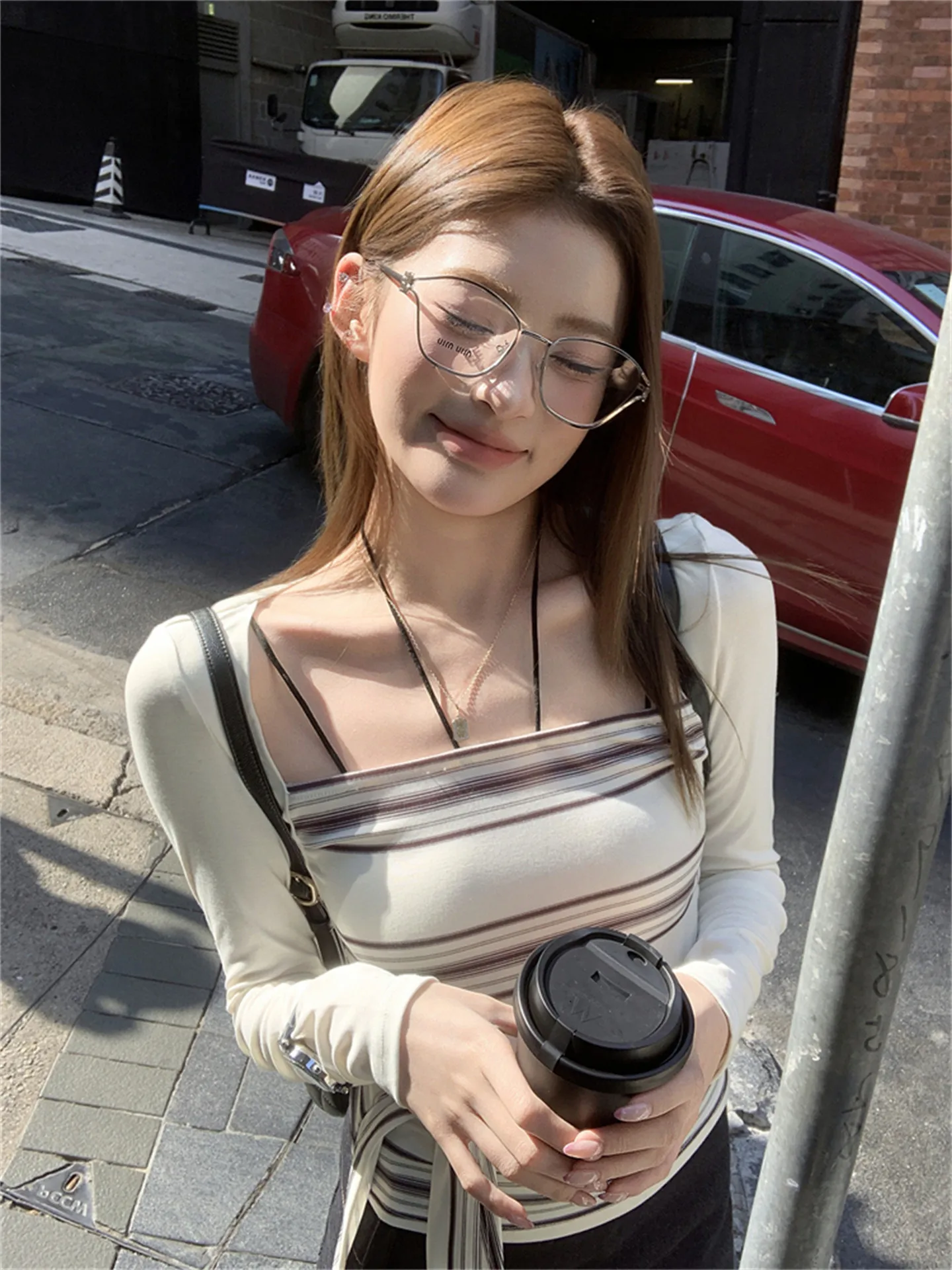Earth Store Pure Desire Color Blo Stripe Fake Two-Piece Loose High-End Long Sve T-irt Strapl Top Women Spring
Earth Store Pure Desire Color Blo Stripe Fake Two-Piece Loose High-End Long Sve T-irt Strapl Top Women Spring