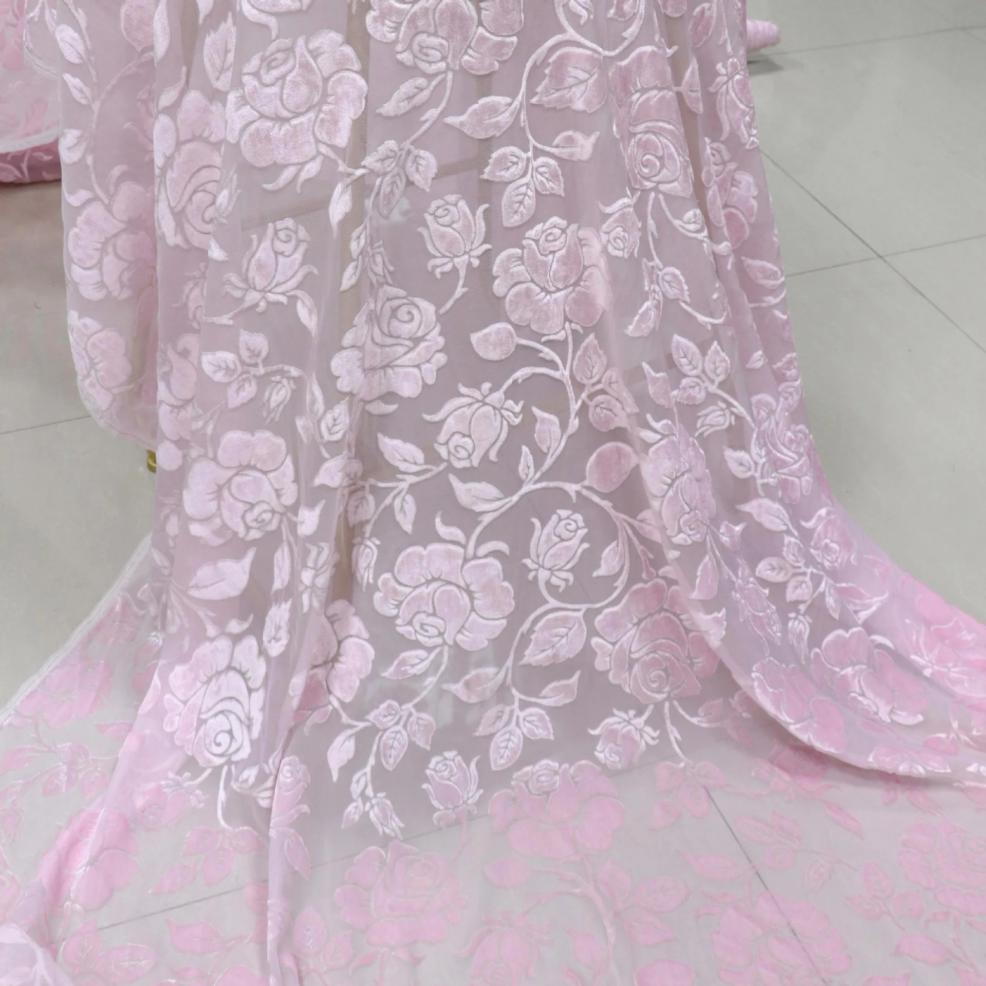 Woven Brocade Velvet Monochrome Burnt out Velvet Fabric Nightdress Women's Textile Fabric
Woven Brocade Velvet Monochrome Burnt out Velvet Fabric Nightdress Women's Textile Fabric
