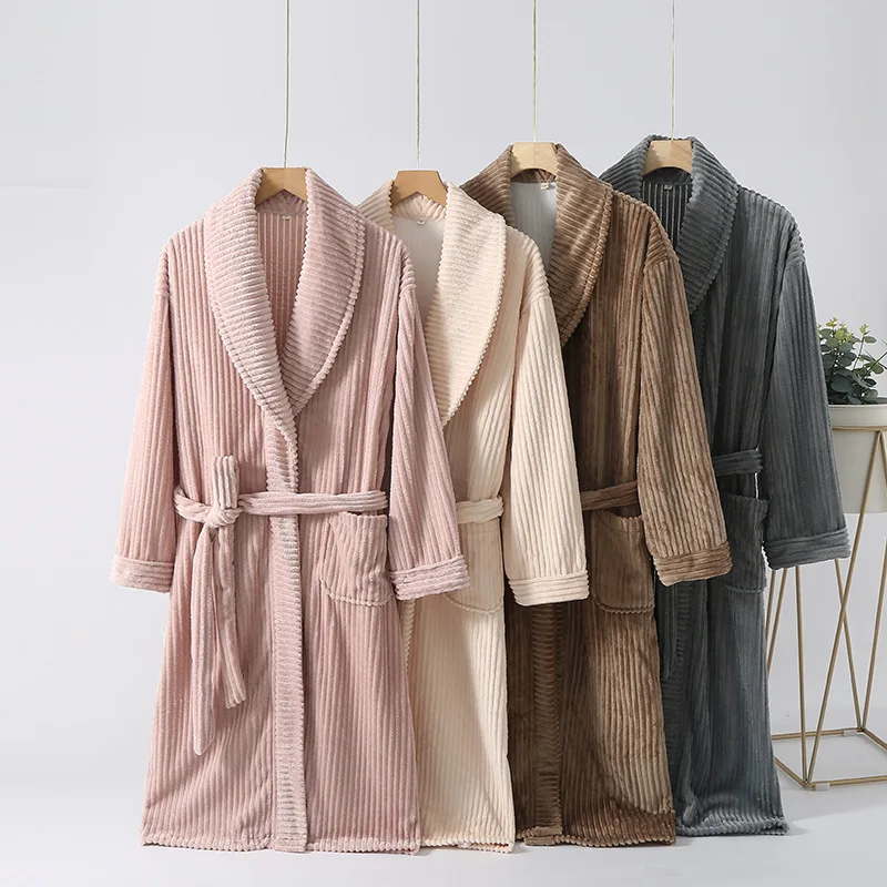Spring Autumn Women Warm Flannel Robe Ladies Soft Bathrobe Couples Long Sleeve Dressing Gown Men Robes Simple Home Clothes
Spring Autumn Women Warm Flannel Robe Ladies Soft Bathrobe Couples Long Sleeve Dressing Gown Men Robes Simple Home Clothes