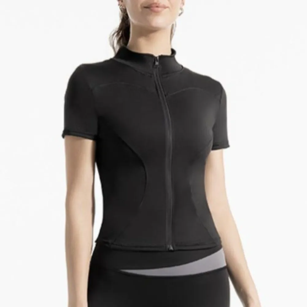 Short Sleeve Sports Jacket T-shirt Black White Sweat Absorption Yoga Jacket Shirt Quick Drying Slimming Yoga Crop Top
Short Sleeve Sports Jacket T-shirt Black White Sweat Absorption Yoga Jacket Shirt Quick Drying Slimming Yoga Crop Top