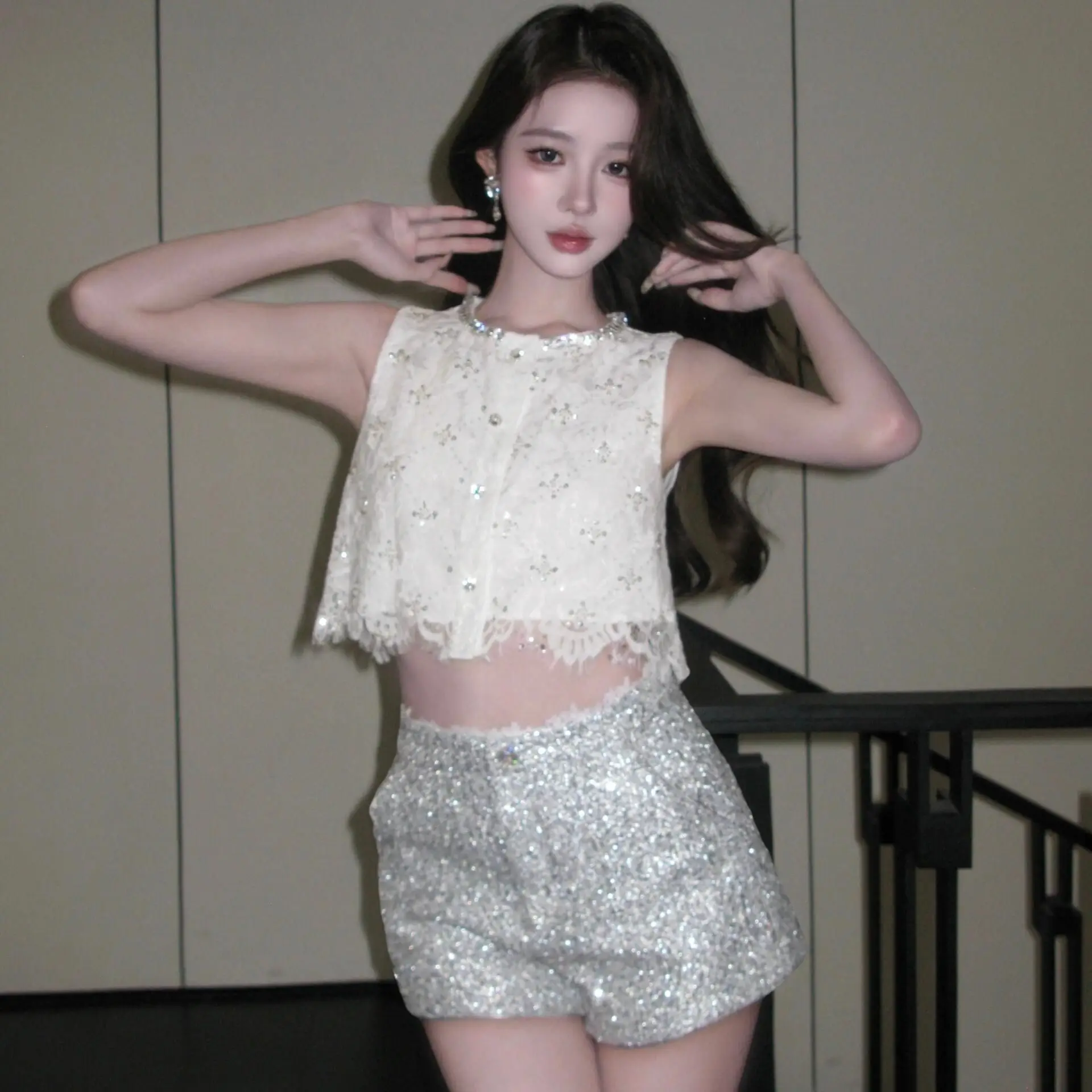 Lace Diamond Chain Short Tank Top High Waist Shorts Sets Summer New Fashion Slimming Spicy Girl Two Piece Set Women Outfits
Lace Diamond Chain Short Tank Top High Waist Shorts Sets Summer New Fashion Slimming Spicy Girl Two Piece Set Women Outfits