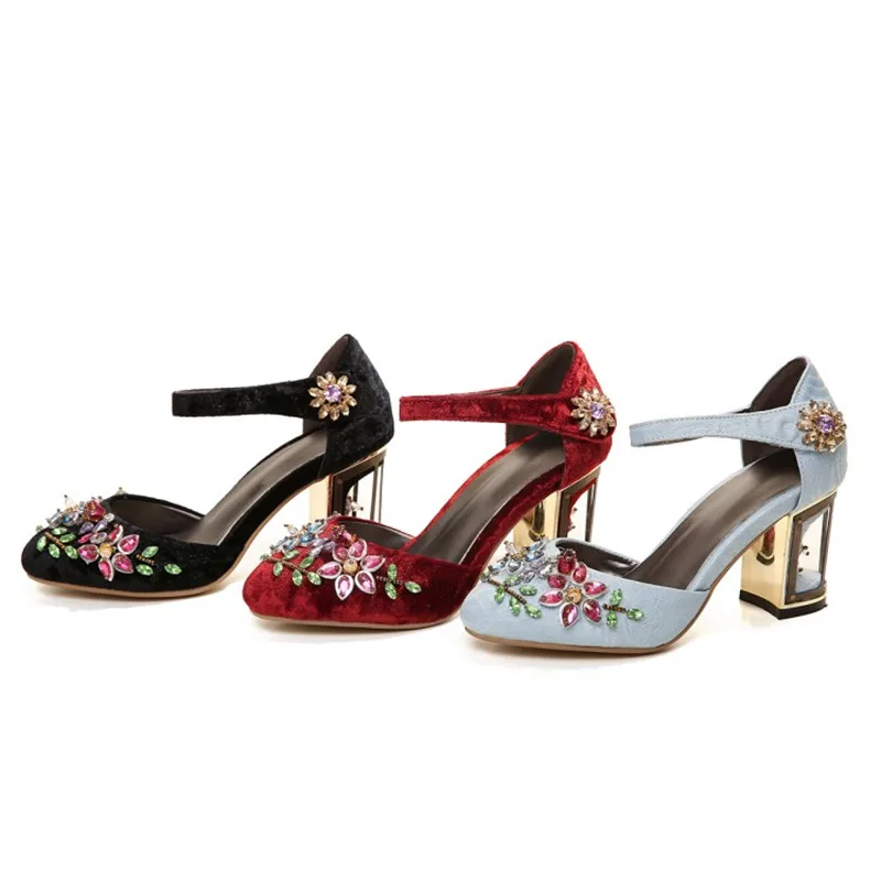 Летние туфли Pleuche с цветочным принтом в стиле ретро, женские туфли-лодочки, роскошные женские сандалии с вырезами в виде птичьей клетки на высоком каблуке 7,5 см, женские сандалии с кристаллами, большой размер 34-43
Летние туфли Pleuche с цветочным принтом в стиле ретро, женские туфли-лодочки, роскошные женские сандалии с вырезами в виде птичьей клетки на высоком каблуке 7,5 см, женские сандалии с кристаллами, большой размер 34-43