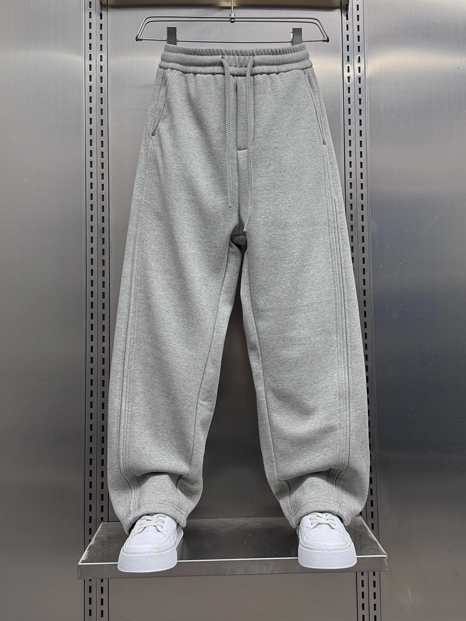 Мужские повседневные брюки прямого кроя на флисовой подкладке, осенне-зимние, больших размеров, свободного кроя, с завязками, модные хлопковые брюки
Мужские повседневные брюки прямого кроя на флисовой подкладке, осенне-зимние, больших размеров, свободного кроя, с завязками, модные хлопковые брюки