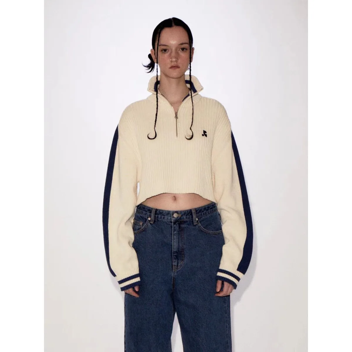 Rest and Recreation Women's Sweater Embroidered Half-Zip Color Block Knit Sweater Autumn/Winter Trendy Loose Cropped Sweater
Rest and Recreation Women's Sweater Embroidered Half-Zip Color Block Knit Sweater Autumn/Winter Trendy Loose Cropped Sweater