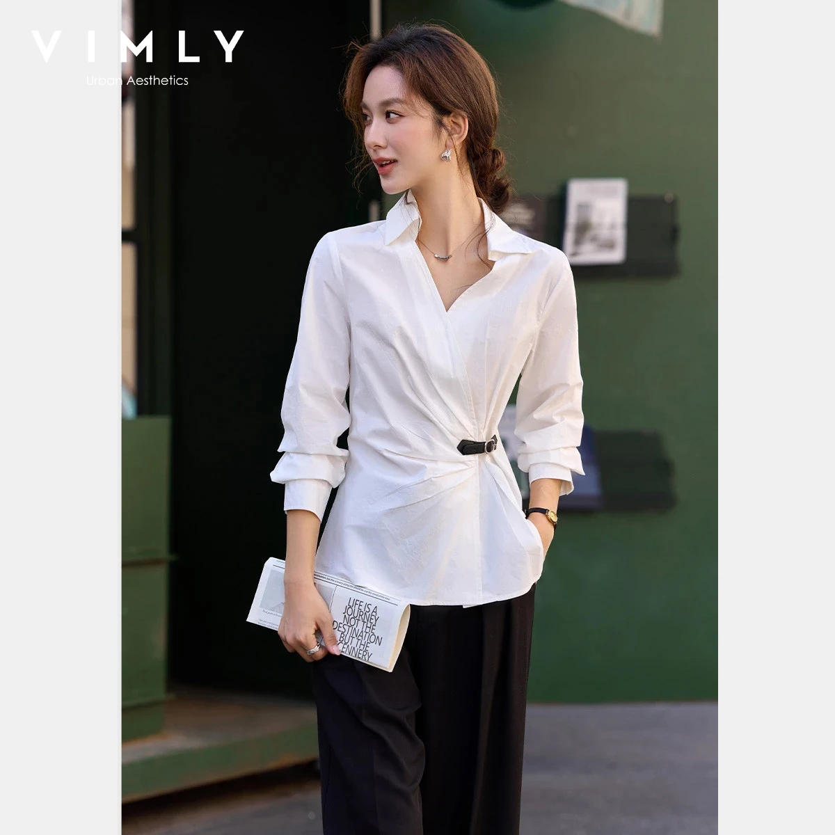 VIMLY Women's White Cotton Shirt 2026 Spring New Fashion Contrast Leather Buckle Waist Cinched Design Women's blouse 30569
VIMLY Women's White Cotton Shirt 2026 Spring New Fashion Contrast Leather Buckle Waist Cinched Design Women's blouse 30569