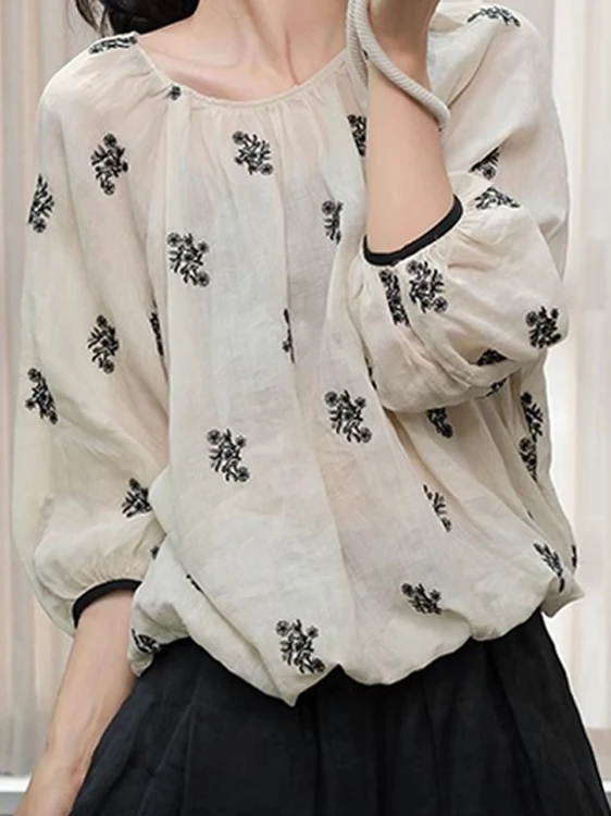 Chinese Style Heavy Embroidery Shirt Artistic Retro round Neck Splicing Versatile Top Quality Cotton Loose Fit Summer Women's...
Chinese Style Heavy Embroidery Shirt Artistic Retro round Neck Splicing Versatile Top Quality Cotton Loose Fit Summer Women's...