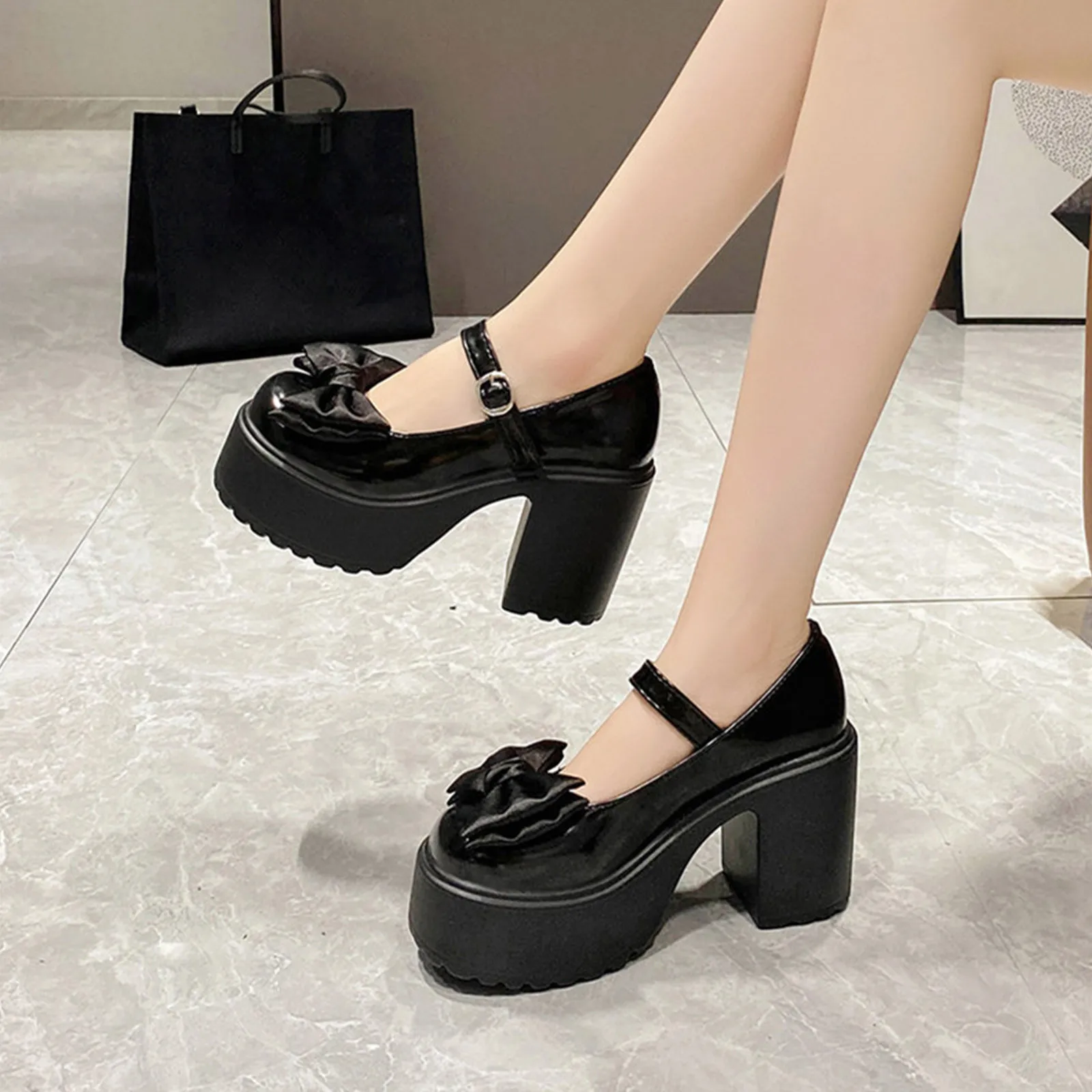 Fashion Mary Jane Shoes Women 2024 Spring And Summer New Pearl Bow Single Shoe Chunky Heel Small Leather Shoes
Fashion Mary Jane Shoes Women 2024 Spring And Summer New Pearl Bow Single Shoe Chunky Heel Small Leather Shoes