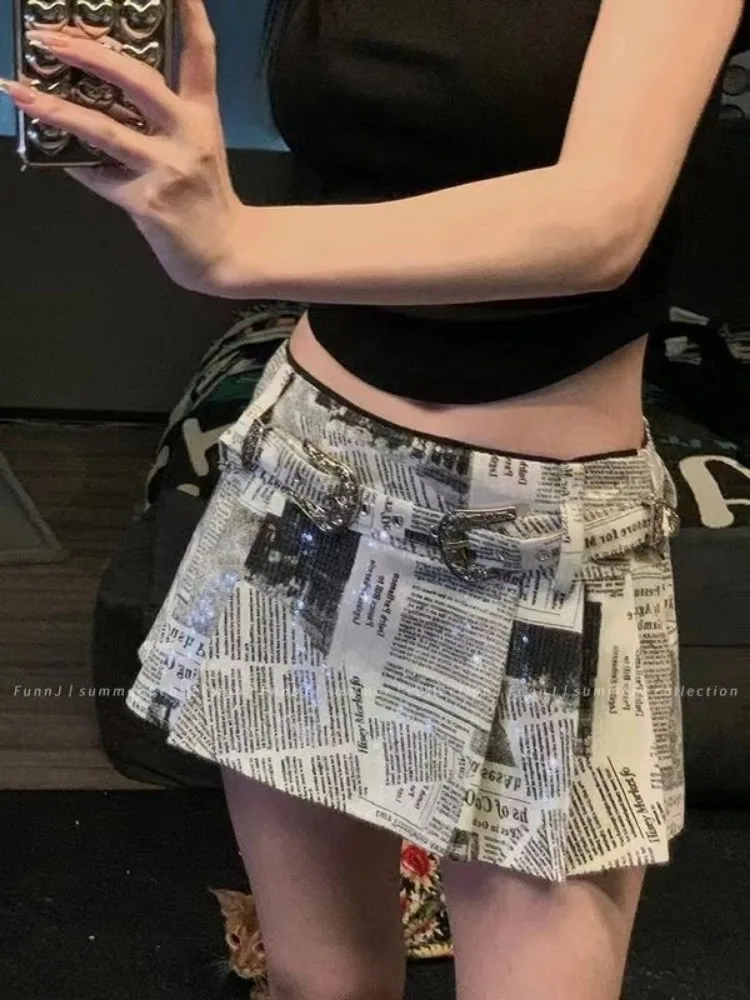 Newspaper Printed All-match Skirt for Women Y2k High Waist Ruched Faldas Mujer 2025 Early Autumn New A-line Skirts
Newspaper Printed All-match Skirt for Women Y2k High Waist Ruched Faldas Mujer 2025 Early Autumn New A-line Skirts