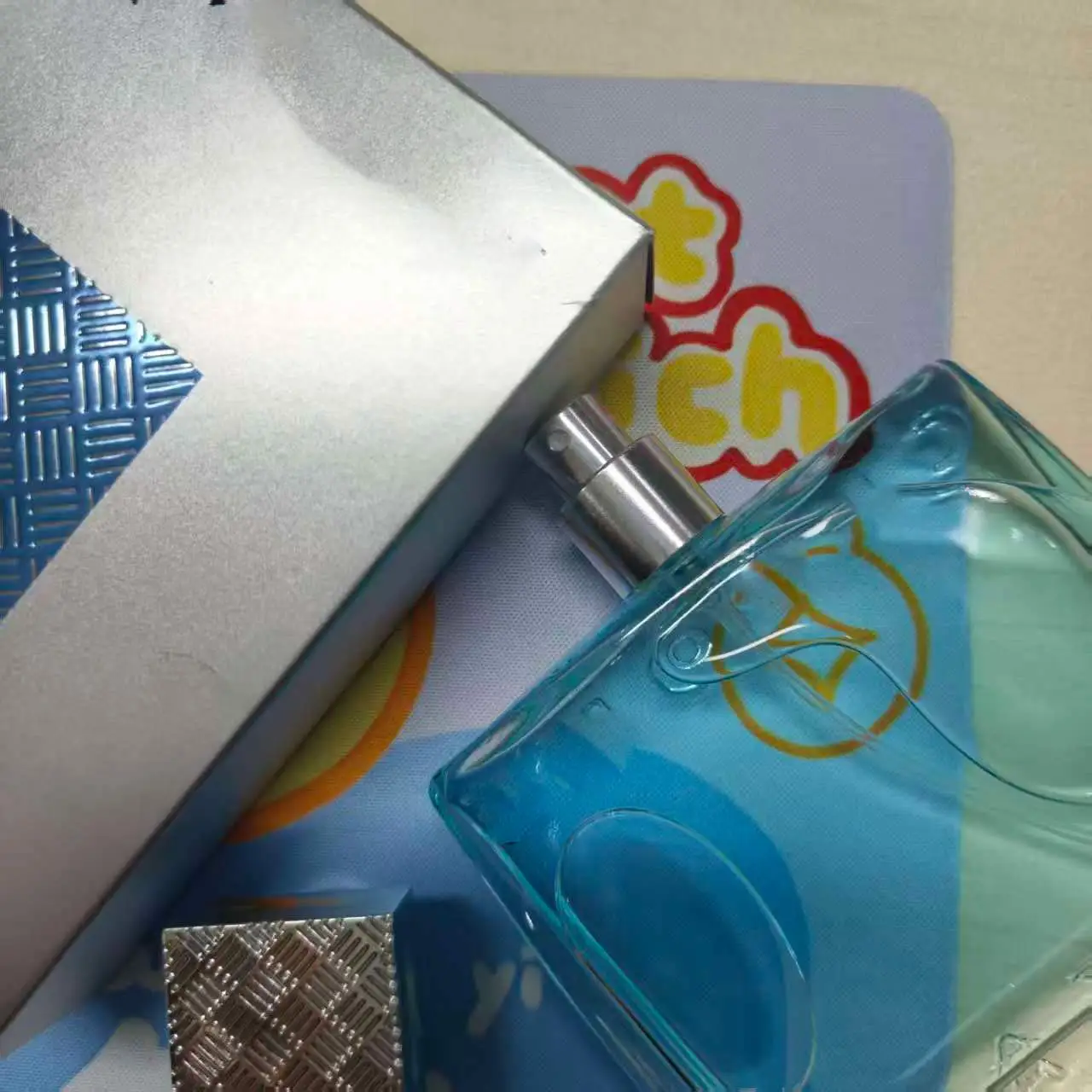 Azz.aro.chrome Men's eau de toilette - Fresh citrus, wood musk luxury fragrance -3.4 fluid ounces (100 ml) - Classic summer oce
Azz.aro.chrome Men's eau de toilette - Fresh citrus, wood musk luxury fragrance -3.4 fluid ounces (100 ml) - Classic summer oce