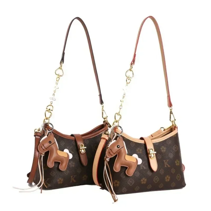 Luxury Leather Diaper Bag For Women Fashionable Crossbody Handbag Elegant Designer Classic Minimalist Commuter Bag
Luxury Leather Diaper Bag For Women Fashionable Crossbody Handbag Elegant Designer Classic Minimalist Commuter Bag