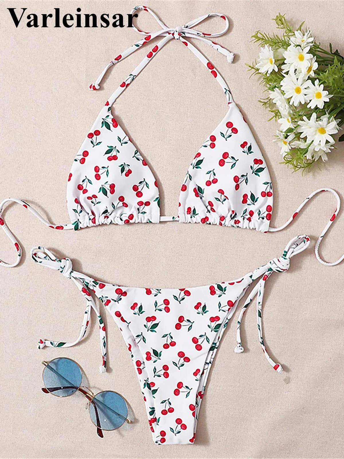 XS - L Вишневый принт Холтер на бретельках Бикини Женский купальник Женский купальник Комплект бикини из двух частей Купальный костюм для плавания V4894
XS - L Вишневый принт Холтер на бретельках Бикини Женский купальник Женский купальник Комплект бикини из двух частей Купальный костюм для плавания V4894