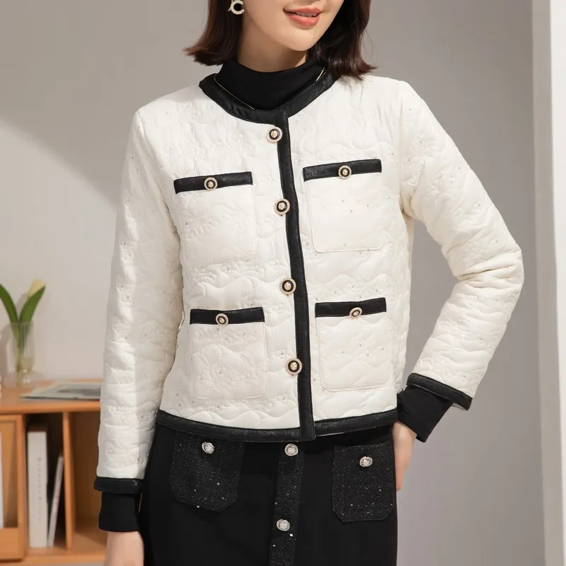 Women's Winter Short Cotton Coat White Simple Temperament Commuter Versatile Casual Jacket Short Top
Women's Winter Short Cotton Coat White Simple Temperament Commuter Versatile Casual Jacket Short Top