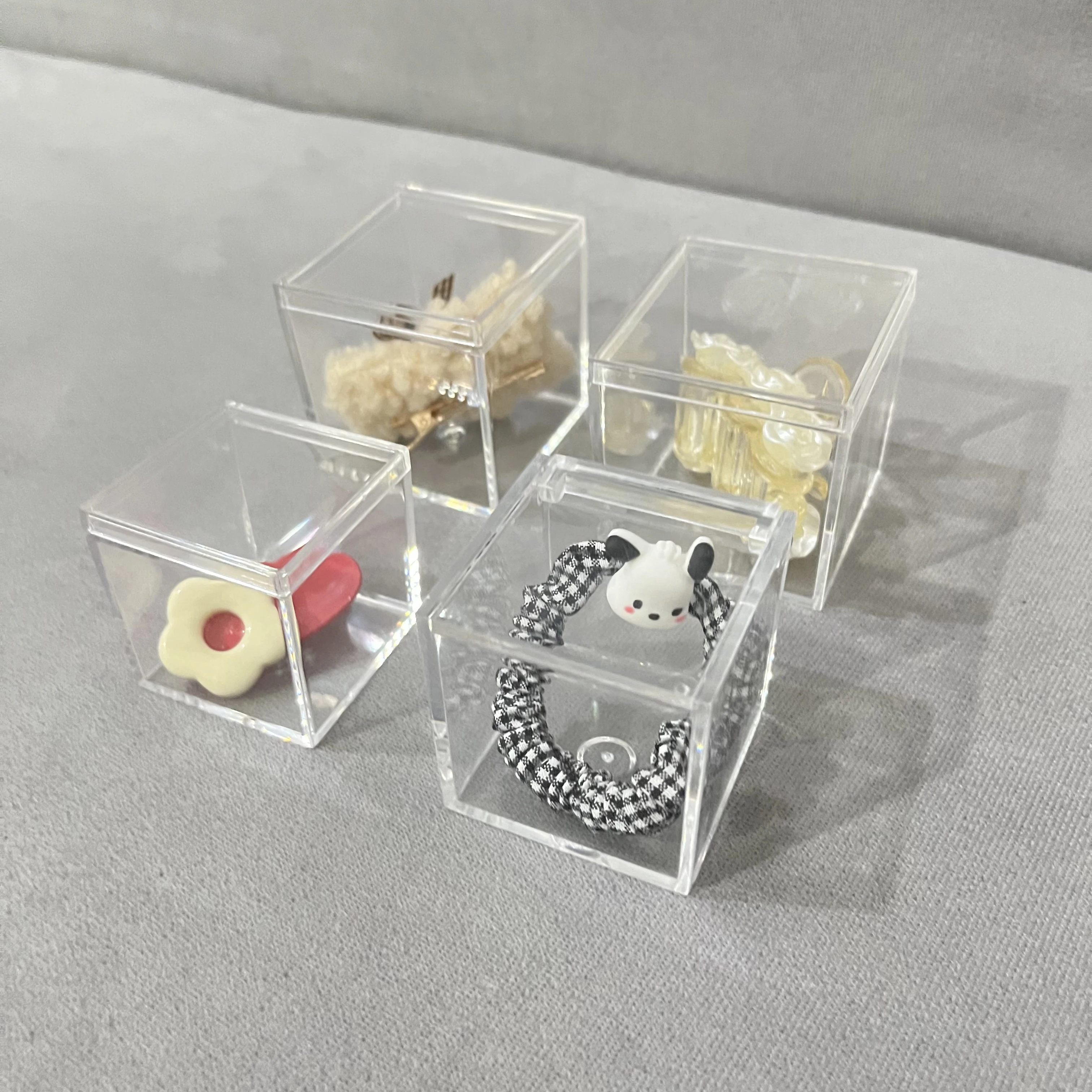 Table top transparent jewelry small item storage box necklace ring earring storage box
Table top transparent jewelry small item storage box necklace ring earring storage box