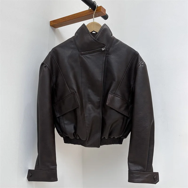 Sheepskin coat for women New artificial leather women's leather jacket for winter 2025 Stand collar windproof women's coat y2k
Sheepskin coat for women New artificial leather women's leather jacket for winter 2025 Stand collar windproof women's coat y2k