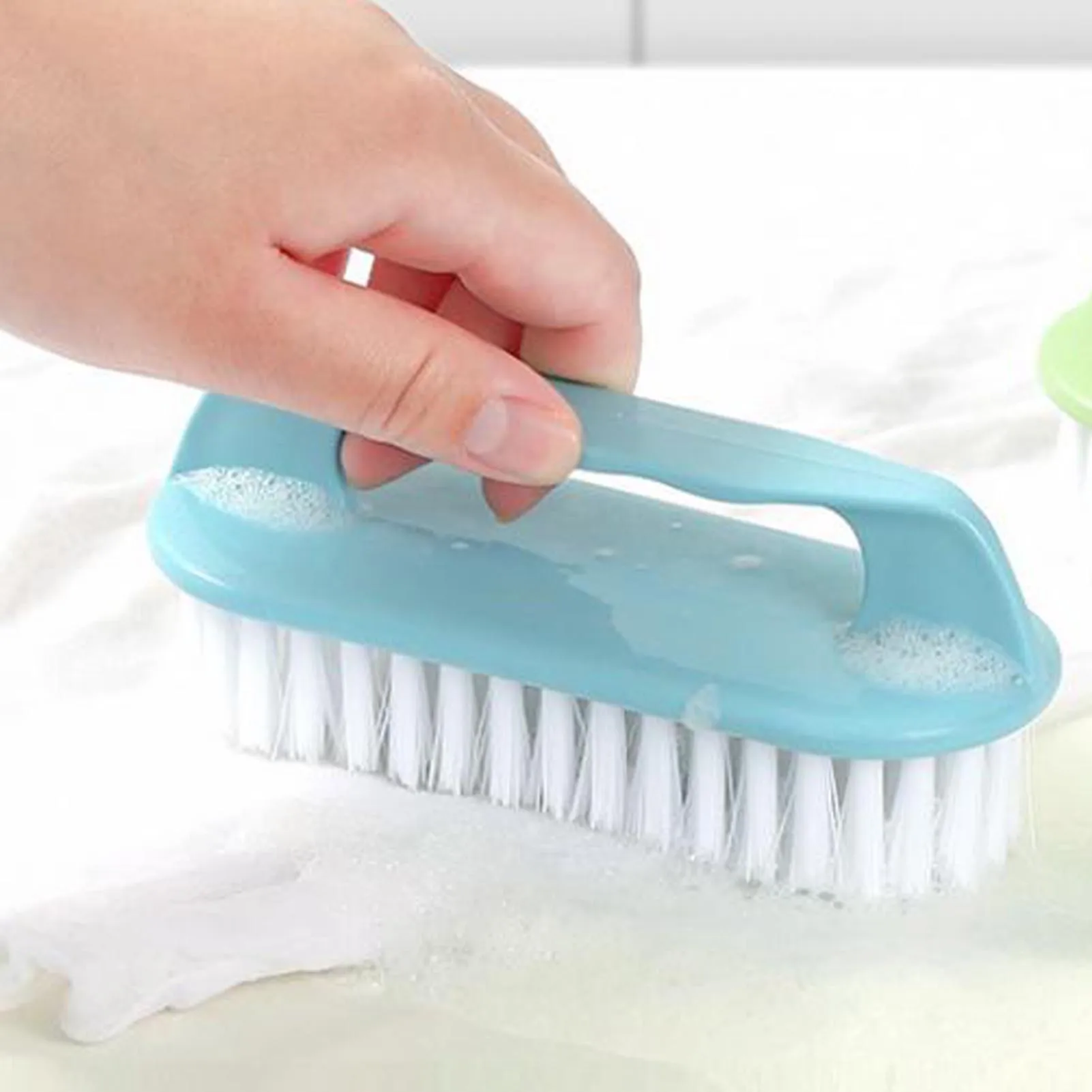 Мягкая многофункциональная пластиковая щетка для чистки обуви и белья, бытовая щетка для уборки
Мягкая многофункциональная пластиковая щетка для чистки обуви и белья, бытовая щетка для уборки