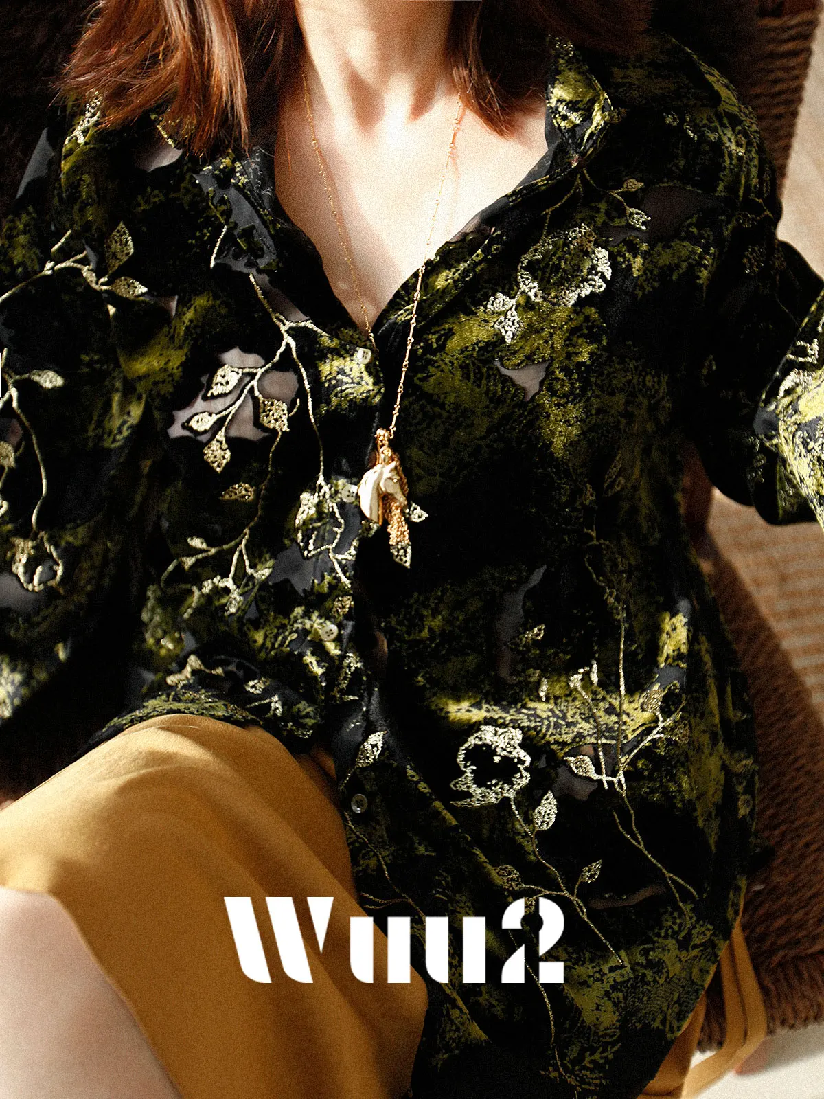 Wuu2 Vintage Gold Dipped Floing Flower Long Sve Women's irt Luxury Velvet Top Loose Fit Plant Flutton down
Wuu2 Vintage Gold Dipped Floing Flower Long Sve Women's irt Luxury Velvet Top Loose Fit Plant Flutton down