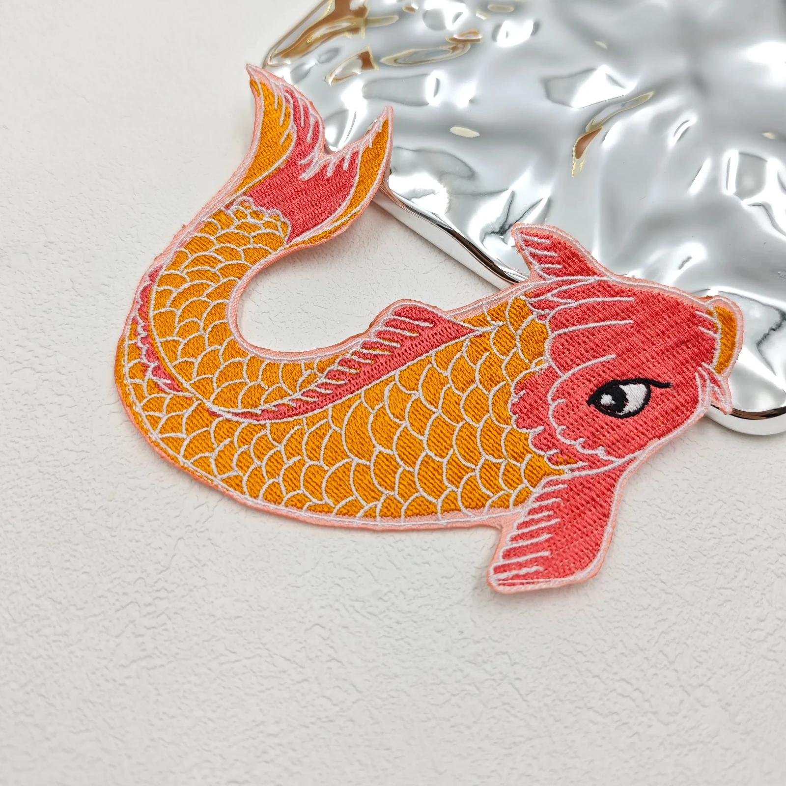 5 Pcs Embroidered Carp Patchwork With Retro Style The Decoration Of Wedding Dress Evening Gown Needlework Sewing Accessories
5 Pcs Embroidered Carp Patchwork With Retro Style The Decoration Of Wedding Dress Evening Gown Needlework Sewing Accessories