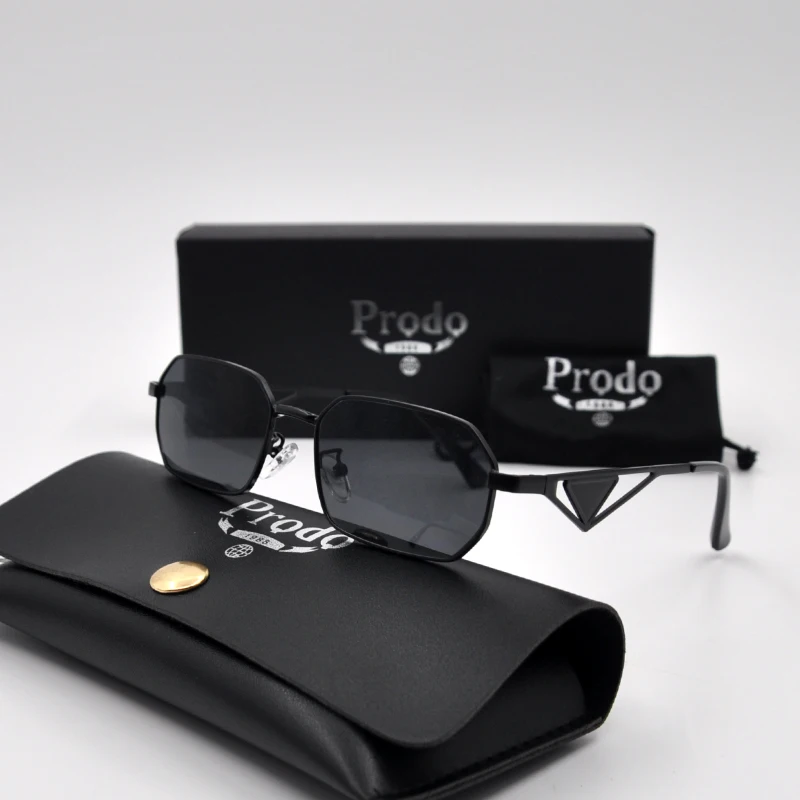 Metal Frame Sunglasses - Unisex, UV400 Protection, Cool and Stylish Design - Perfect for Driving, Travel, and Everyday Wear
Metal Frame Sunglasses - Unisex, UV400 Protection, Cool and Stylish Design - Perfect for Driving, Travel, and Everyday Wear
