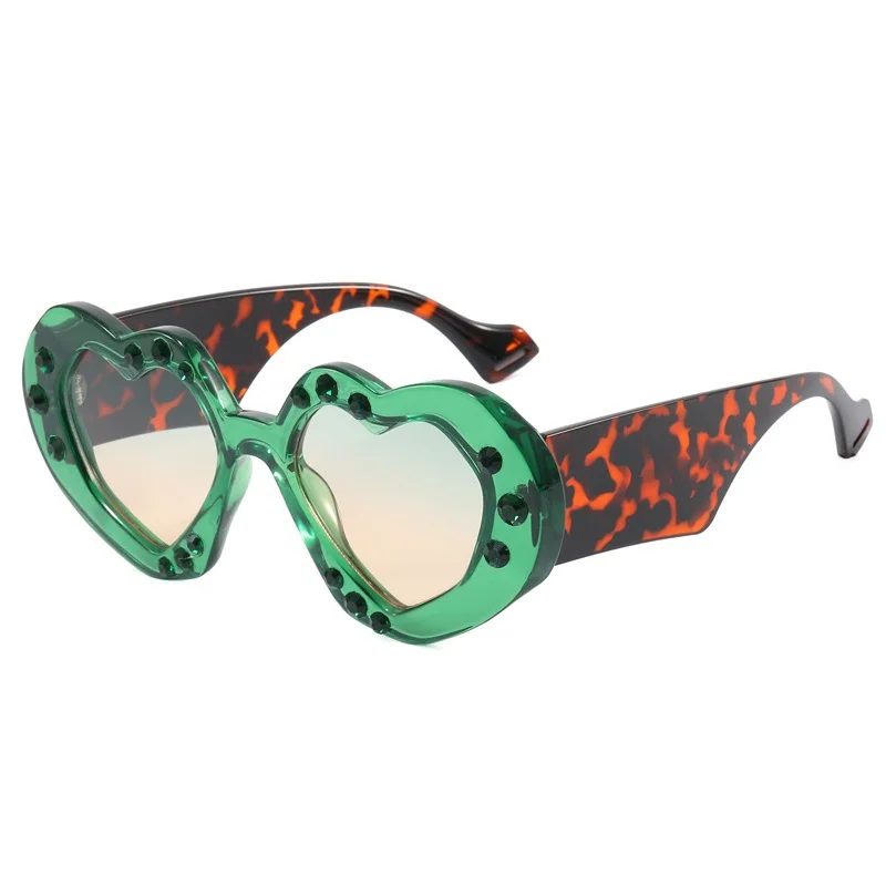 Heart-shaped Punk Sunglasses Women Luxury Brand Designer Love Sun Glasses For Ladies Street Style With Rhinestones Eyewear
Heart-shaped Punk Sunglasses Women Luxury Brand Designer Love Sun Glasses For Ladies Street Style With Rhinestones Eyewear