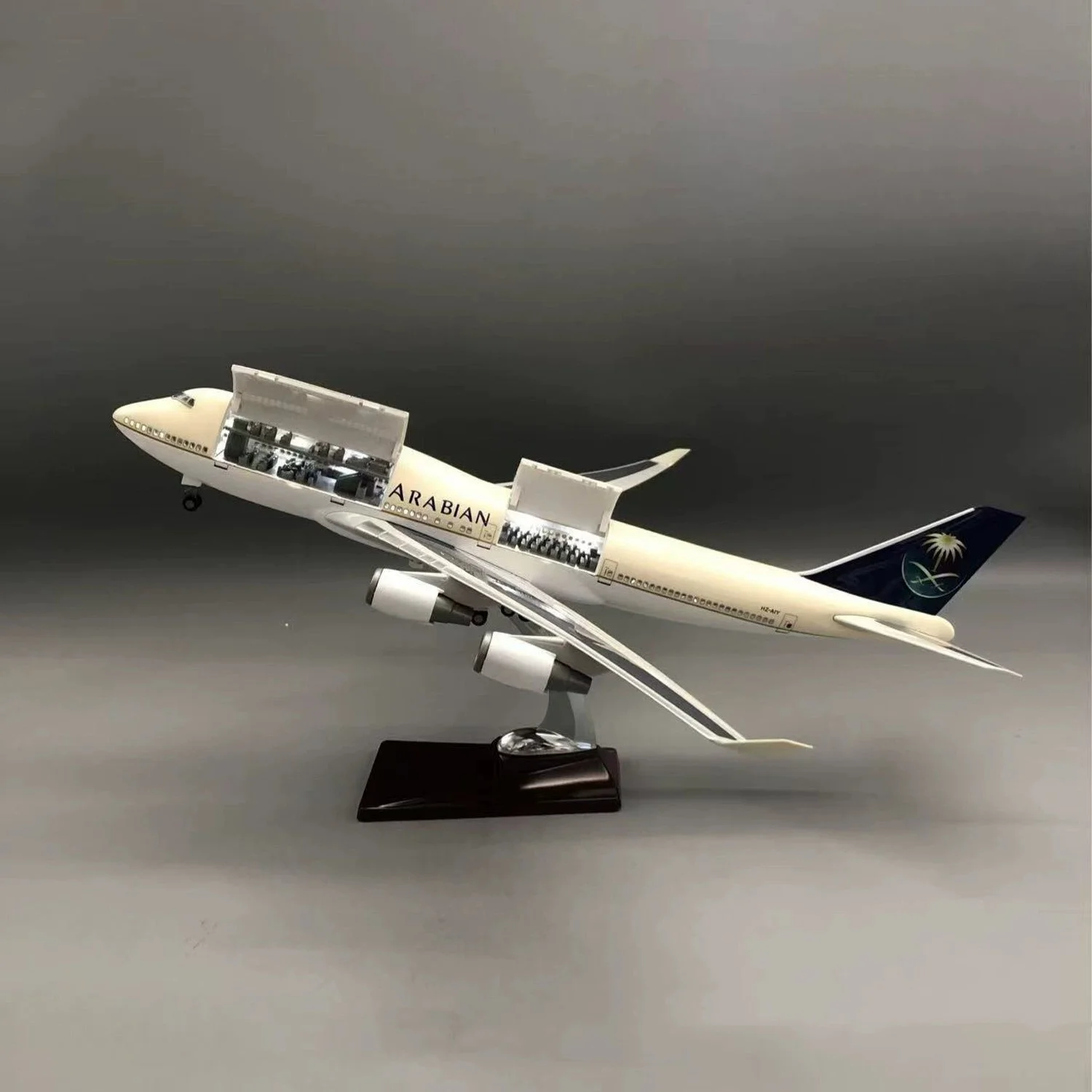 New Plane Model B747 Saudi Arabia Airways Resin 747 Openable Cabin Door 47cm Scale Aircraft Model Collection Decoration Display
New Plane Model B747 Saudi Arabia Airways Resin 747 Openable Cabin Door 47cm Scale Aircraft Model Collection Decoration Display