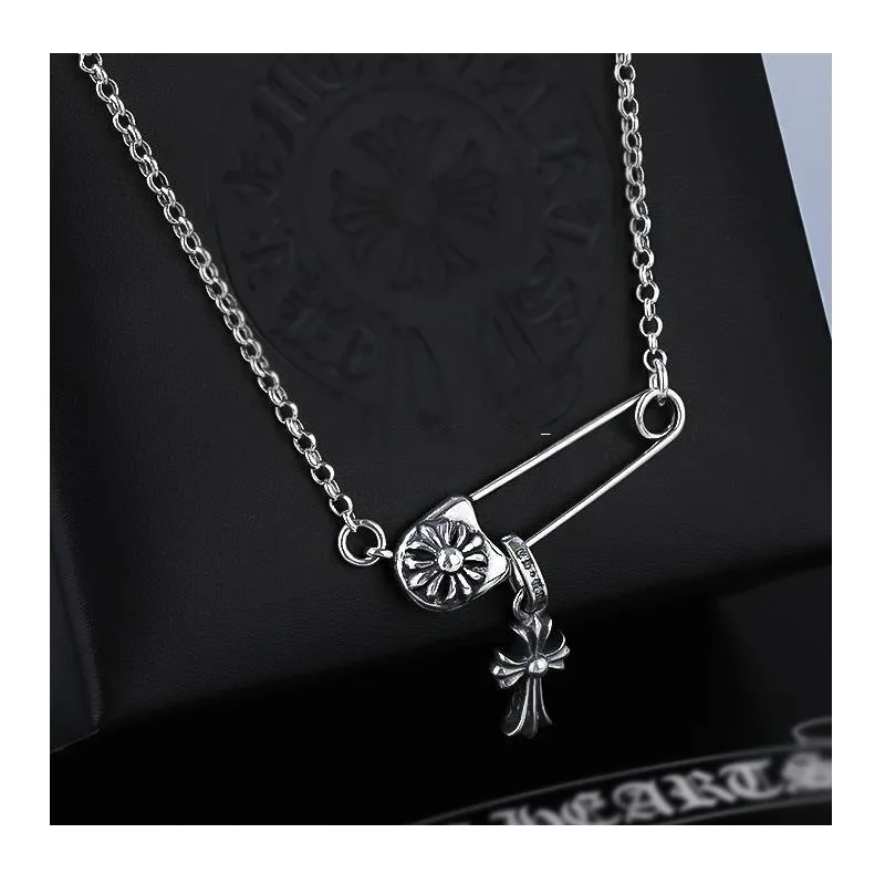 Chaoxuan Luo Xin Personality Retro Cross Small Pin Thai Silver Necklace Male and Female Couple Neck Chain Collarbone Chain
Chaoxuan Luo Xin Personality Retro Cross Small Pin Thai Silver Necklace Male and Female Couple Neck Chain Collarbone Chain