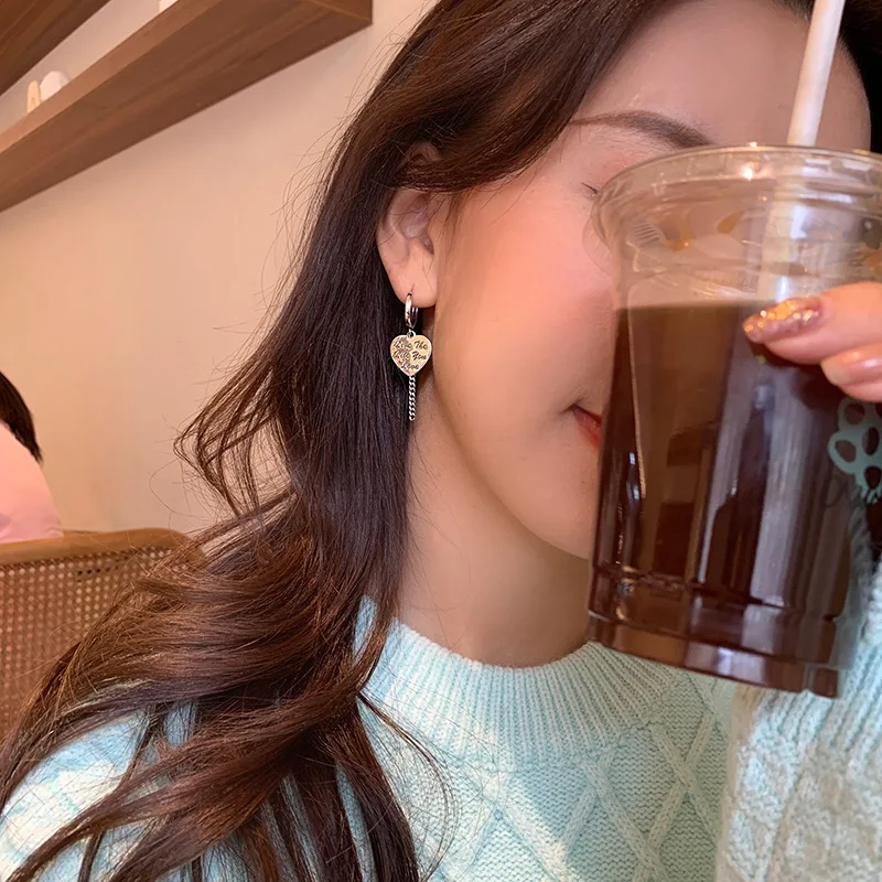 High-end love English tag stud earrings 2020 new trendy Korean temperament earrings
High-end love English tag stud earrings 2020 new trendy Korean temperament earrings