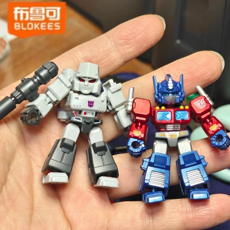 Hot Blokees Transformers Block Defender Version Wave1 Optimus Prime Megatron Ironhide Thundercracker Робот Коллекционные игрушки Подарок
Hot Blokees Transformers Block Defender Version Wave1 Optimus Prime Megatron Ironhide Thundercracker Робот Коллекционные игрушки Подарок