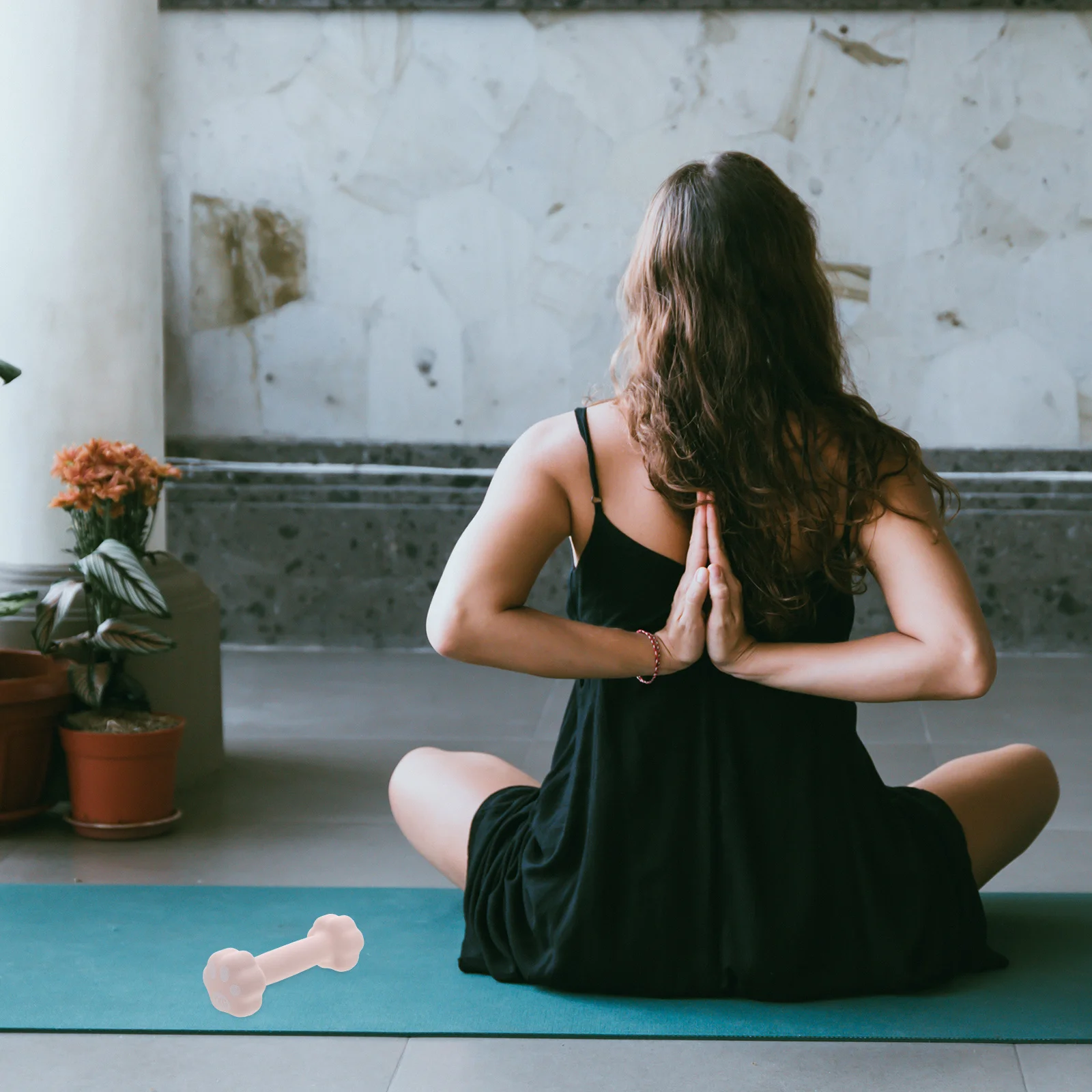 Women'S 1Kg Vinyl Coated Dumbbell Ergonomic Non-Slip Lightweight For Home Fitness Arm Training Small Hand Weights Workout
Women'S 1Kg Vinyl Coated Dumbbell Ergonomic Non-Slip Lightweight For Home Fitness Arm Training Small Hand Weights Workout