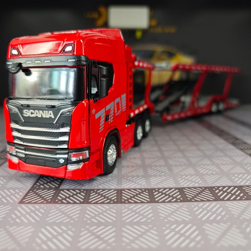 Модель-копия грузовика Scania 1:50, полностью металлическая, с раздвижными элементами, двухъярусная, статическая, коллекционная, подарок.
Модель-копия грузовика Scania 1:50, полностью металлическая, с раздвижными элементами, двухъярусная, статическая, коллекционная, подарок.