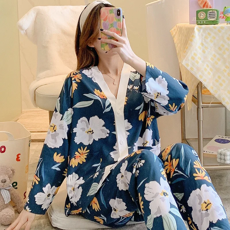 Print Flower Pajamas Set For Women Long Sleeve Button-down Elastic Waist Shirt&Trouser Suit Viscose Pyjamas V-Neck Sleep Set
Print Flower Pajamas Set For Women Long Sleeve Button-down Elastic Waist Shirt&Trouser Suit Viscose Pyjamas V-Neck Sleep Set