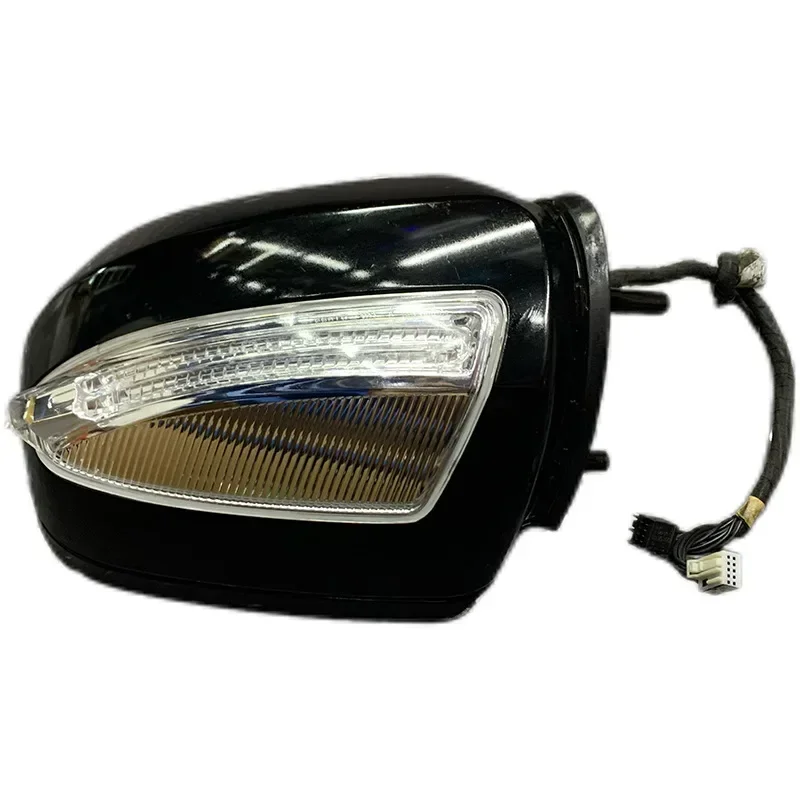 Suitable for Mercedes-Benz W164 ML350 ML400 rearview mirror
Suitable for Mercedes-Benz W164 ML350 ML400 rearview mirror