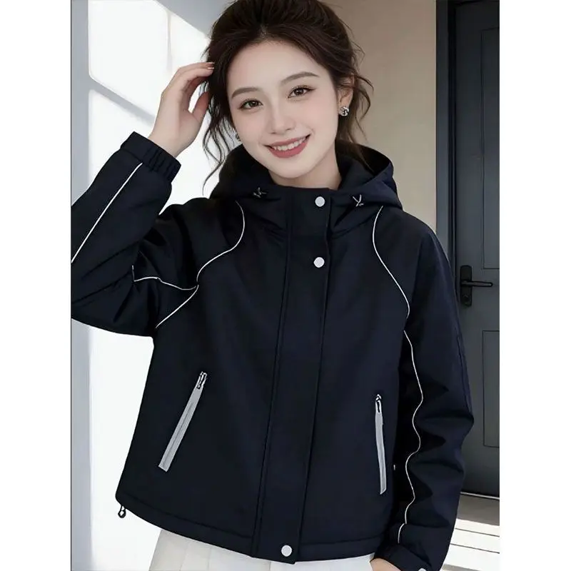 Hooded Women Spring Autumn 2026 New Korean Coat Lady Loose Temperament Outwear Short Fashion Sports Outcoat Ladies Tops
Hooded Women Spring Autumn 2026 New Korean Coat Lady Loose Temperament Outwear Short Fashion Sports Outcoat Ladies Tops