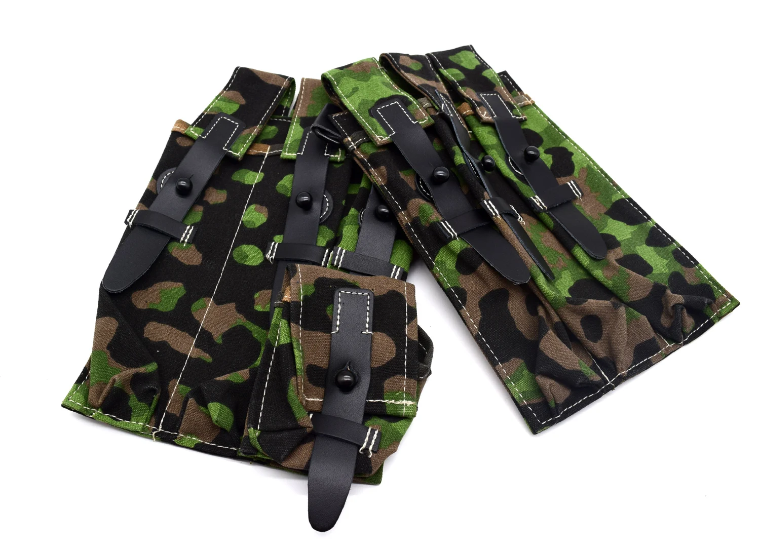 Camouflage German MP 38 40 Ammo Ammunition Magazine Pouch Plane Tree Spring Color
Camouflage German MP 38 40 Ammo Ammunition Magazine Pouch Plane Tree Spring Color