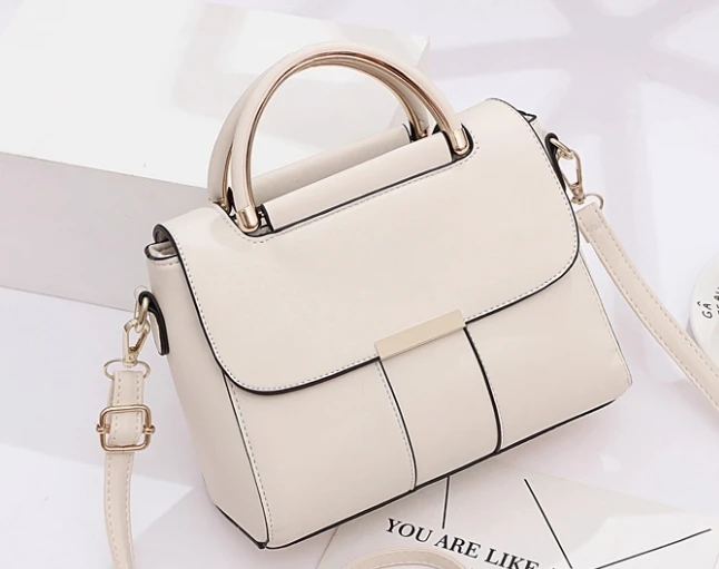 Genuine leather 2025 new Korean version large capacity fashionable simple small square bag shoulder crossbody handbag
Genuine leather 2025 new Korean version large capacity fashionable simple small square bag shoulder crossbody handbag