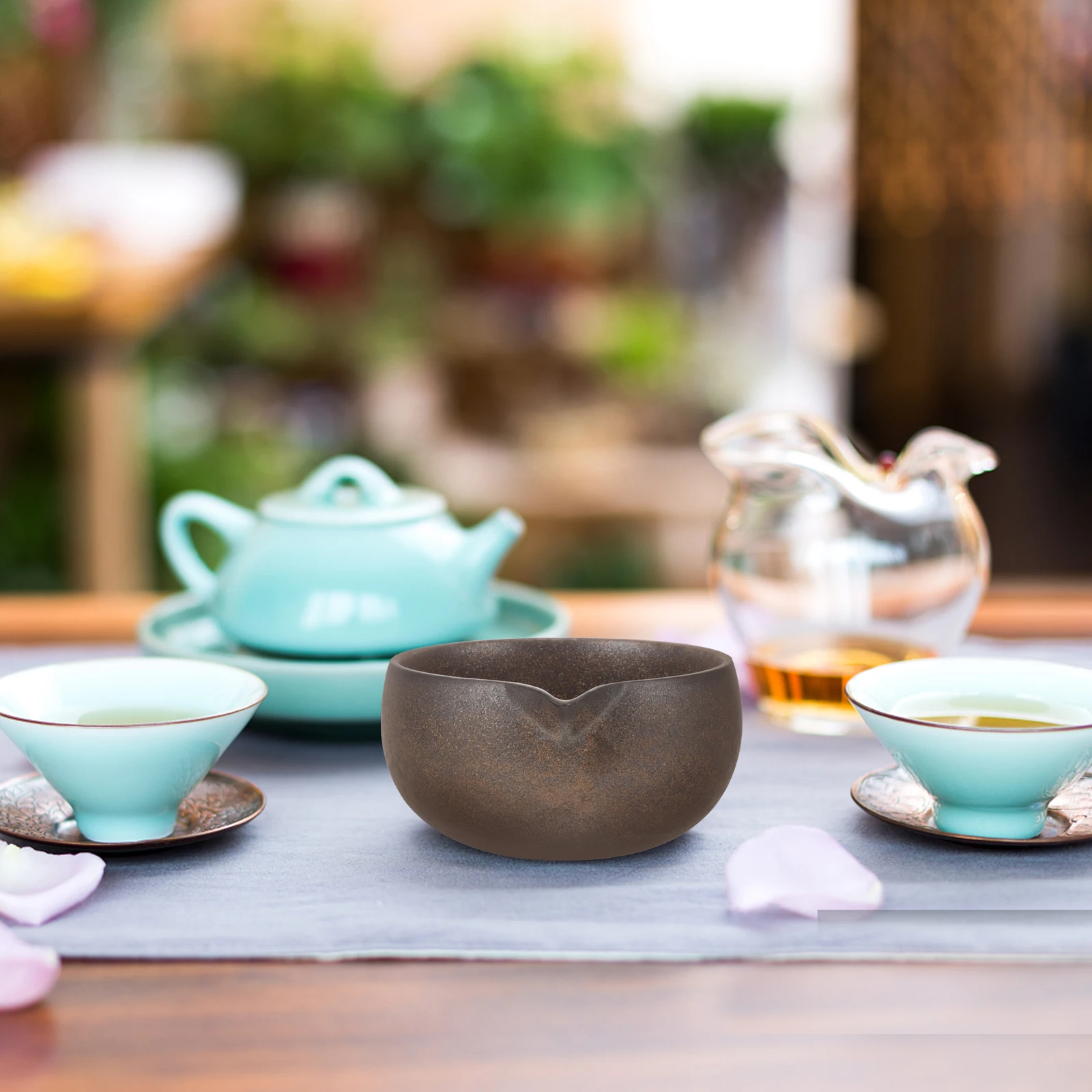 Japanese Style Ceramic Tea Bowl Matcha Bowl with Spout Traditional Tea Ceremony and Drinking Ceramic Matcha Whisk Holder
Japanese Style Ceramic Tea Bowl Matcha Bowl with Spout Traditional Tea Ceremony and Drinking Ceramic Matcha Whisk Holder