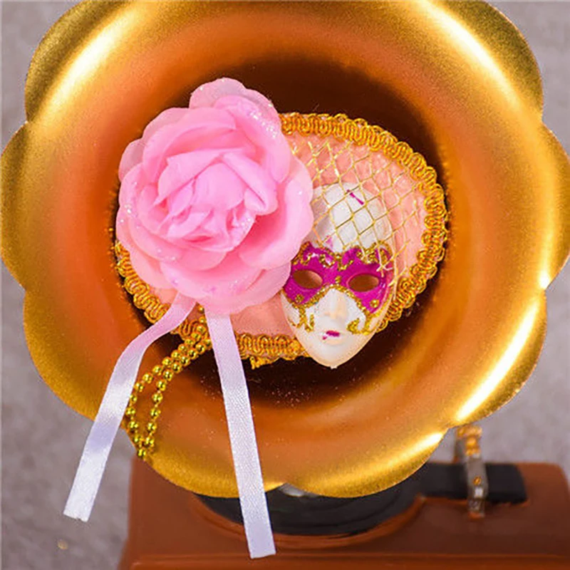 6pcs Venetian Masquerade Mask Ornaments Mardi Gras Halloween Easter Holiday Party Prom Personality Decoration Top Hat Toy Random
6pcs Venetian Masquerade Mask Ornaments Mardi Gras Halloween Easter Holiday Party Prom Personality Decoration Top Hat Toy Random