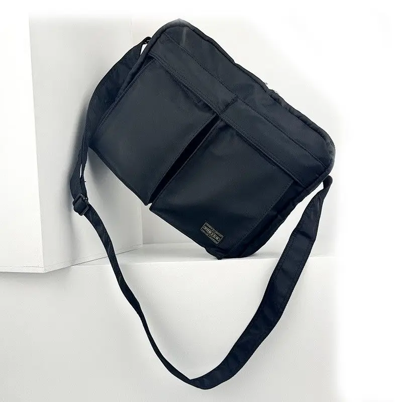 Men's Genuine Leather Bag - Large Capacity Cowhide Casual Backpack for Commuting, Single-Shoulder Crossbody Bag
Men's Genuine Leather Bag - Large Capacity Cowhide Casual Backpack for Commuting, Single-Shoulder Crossbody Bag