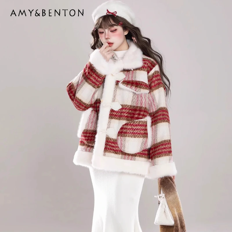 New Winter Lamb Wool Stand-up Collar Jackts Women's Loose Velvet Thickened Warm Soft Cute Sweet Versatile Cotton Coat Ladies
New Winter Lamb Wool Stand-up Collar Jackts Women's Loose Velvet Thickened Warm Soft Cute Sweet Versatile Cotton Coat Ladies