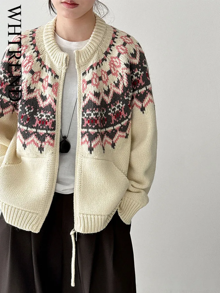 WHTREND High-end Round Neck Zipper Knitted Cardigan For Women Soft Thick Sweater 2025 Autumn Winter New WH1764
WHTREND High-end Round Neck Zipper Knitted Cardigan For Women Soft Thick Sweater 2025 Autumn Winter New WH1764