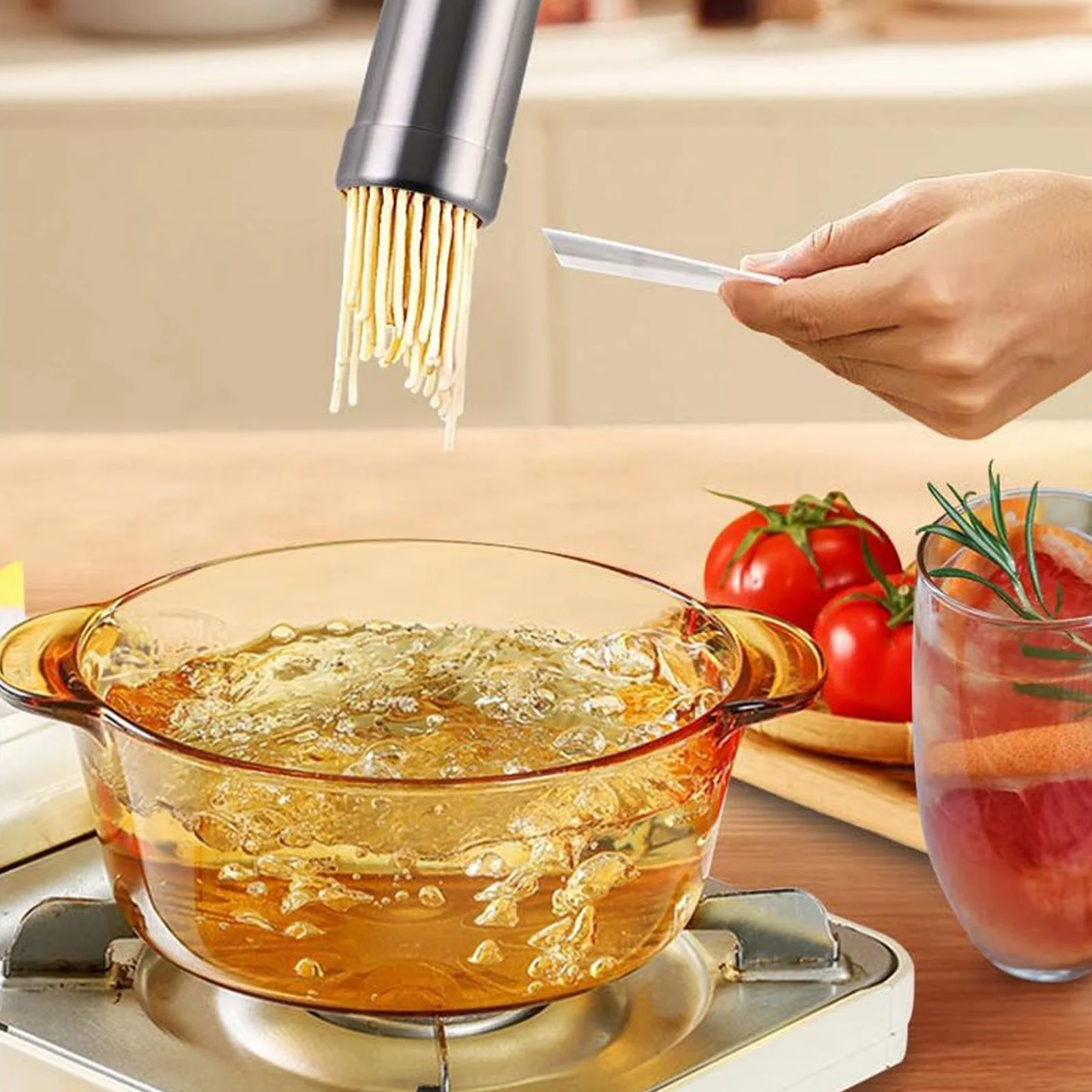 Ручная электрическая машина для изготовления макаронных изделий, эффективная многофункциональная портативная автоматическая машина для изготовления лапши из нержавеющей стали для машины для изготовления лапши
Ручная электрическая машина для изготовления макаронных изделий, эффективная многофункциональная портативная автоматическая машина для изготовления лапши из нержавеющей стали для машины для изготовления лапши