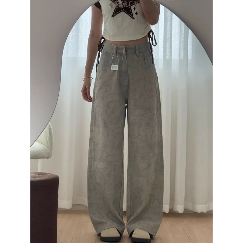 Дизайнерские светло-серые свободные прямые джинсы для женщин, новые летние узкие широкие брюки с высокой талией
Дизайнерские светло-серые свободные прямые джинсы для женщин, новые летние узкие широкие брюки с высокой талией