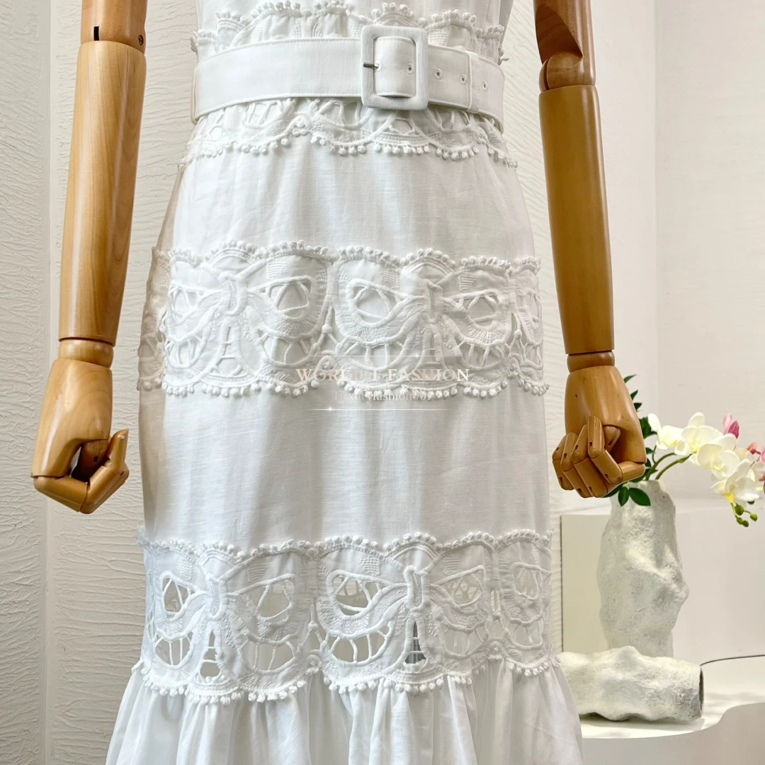 White Hollow Lace Patchwork Sleeveless Midi Dress 2025 New Summer Dress
White Hollow Lace Patchwork Sleeveless Midi Dress 2025 New Summer Dress