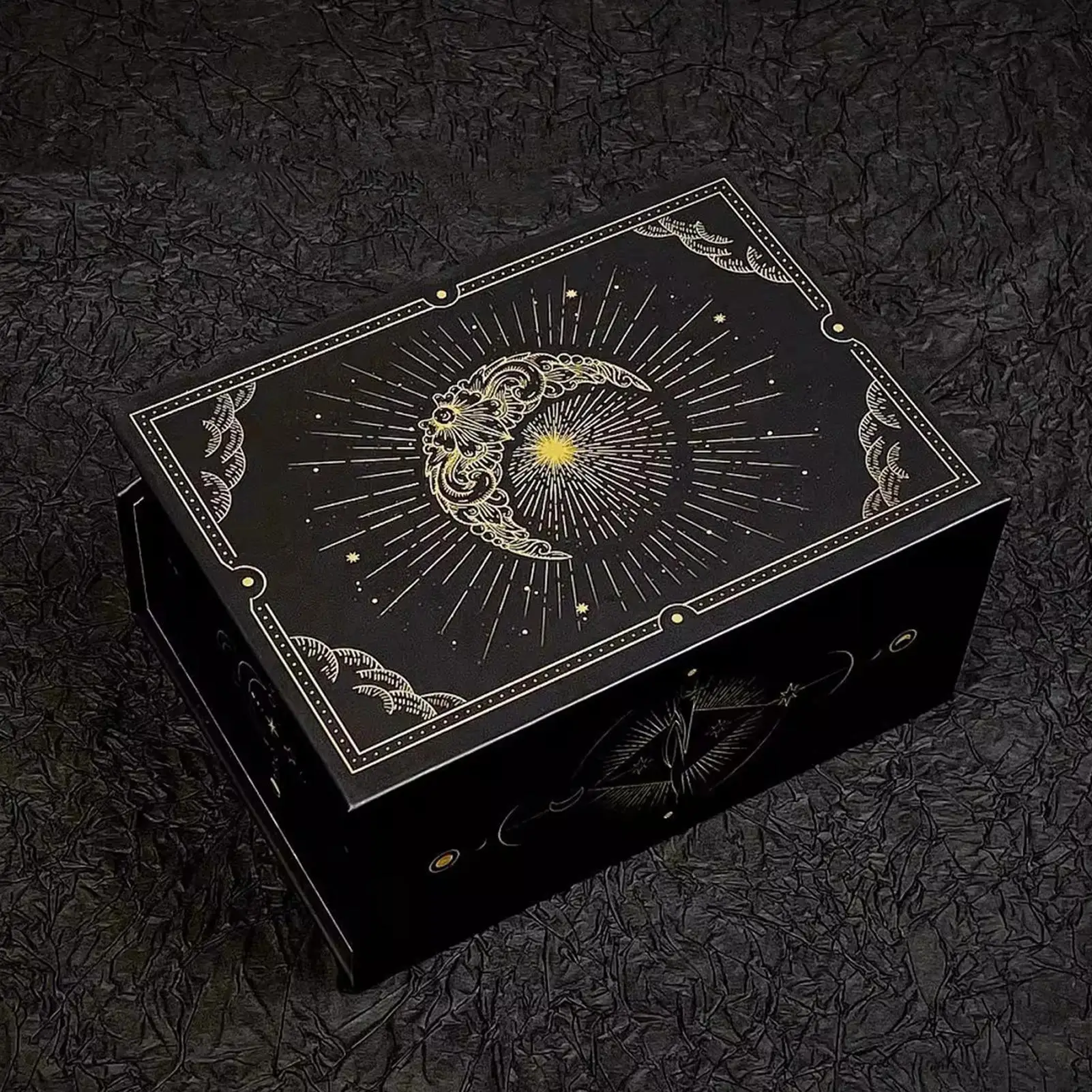 Коробка для Таро, легкий органайзер для хранения, коробка для колоды карт, коробка для хранения для показа в помещении и на открытом воздухе, ювелирные изделия, сувениры, медитация, гадание
Коробка для Таро, легкий органайзер для хранения, коробка для колоды карт, коробка для хранения для показа в помещении и на открытом воздухе, ювелирные изделия, сувениры, медитация, гадание