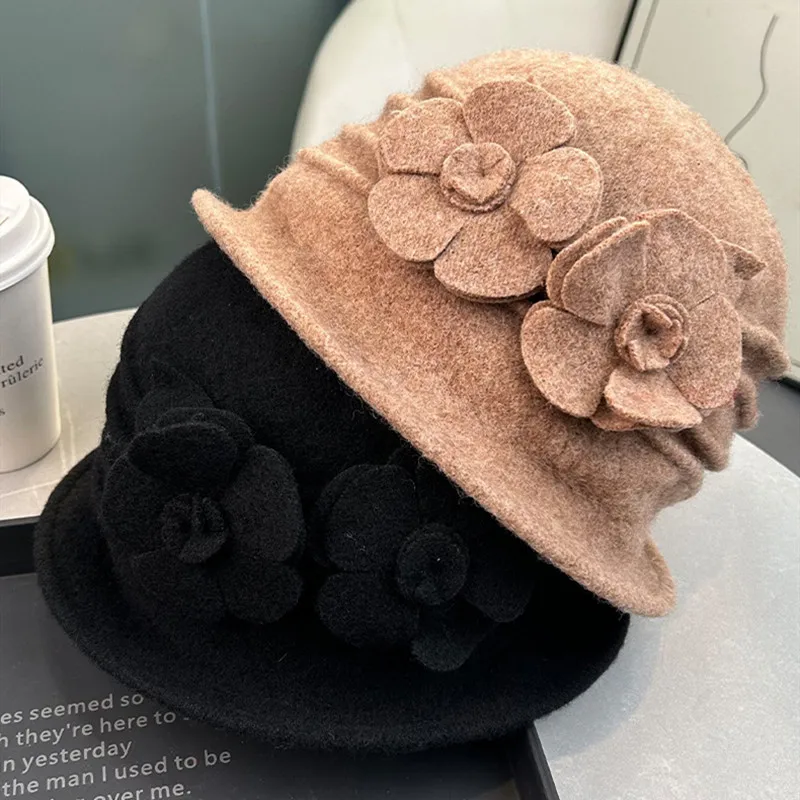 Женская шерстяная шапка для осени и зимы, теплая мягкая шапка для мам, шерстяные шапки с объемным цветком, федоры для мам, шляпы-бассин
Женская шерстяная шапка для осени и зимы, теплая мягкая шапка для мам, шерстяные шапки с объемным цветком, федоры для мам, шляпы-бассин