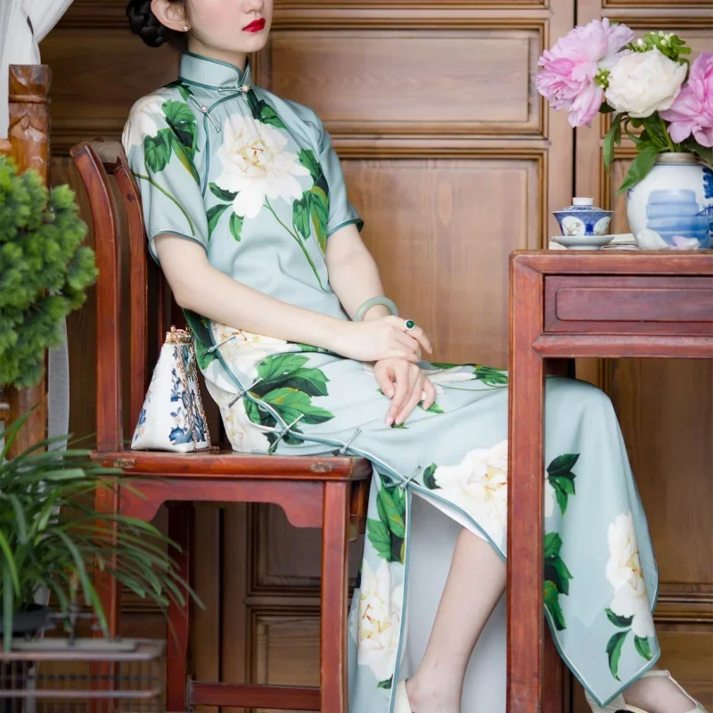 2023 Summer Elegant Satin Stand Collar Floral Printed Long Cheongsam Dresses Chinese Qipao Dress for Women Asian Ball Gown
2023 Summer Elegant Satin Stand Collar Floral Printed Long Cheongsam Dresses Chinese Qipao Dress for Women Asian Ball Gown