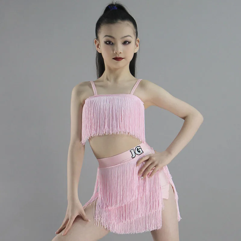 2024 Girls Latin Dance Clothes Pink Tassel Tops Skirt Cha Cha Samba Dance Performance Suit Kids Latin Practice Clothing DNV20038
2024 Girls Latin Dance Clothes Pink Tassel Tops Skirt Cha Cha Samba Dance Performance Suit Kids Latin Practice Clothing DNV20038