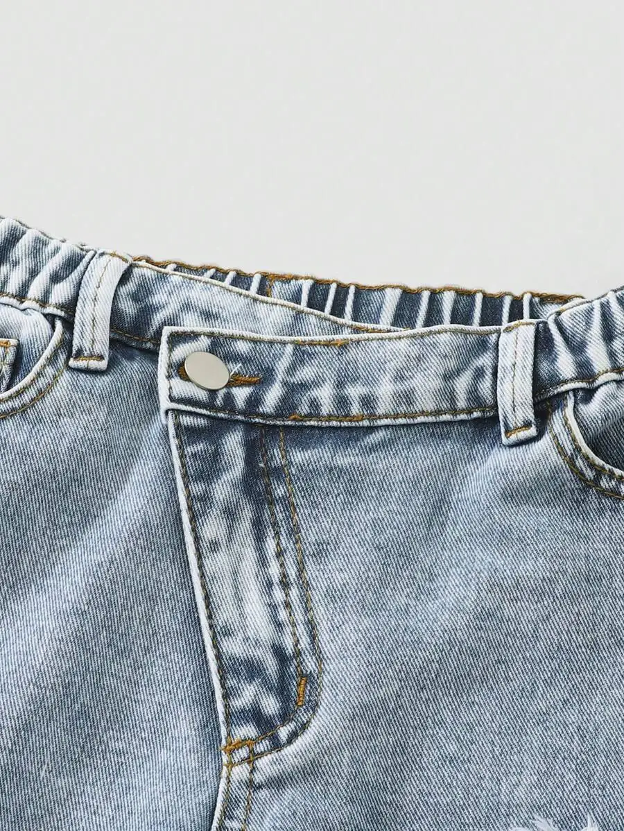 Light Wash Distressed Casual Streetwear Jeans With Elastic Waist Button Fly
Light Wash Distressed Casual Streetwear Jeans With Elastic Waist Button Fly