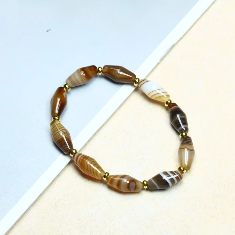 Fashionable and Exquisite Single-loop Versatile Everyday Bracelet
Fashionable and Exquisite Single-loop Versatile Everyday Bracelet